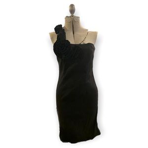 Black One Shoulder Wiggle Dress with Fabric Roses